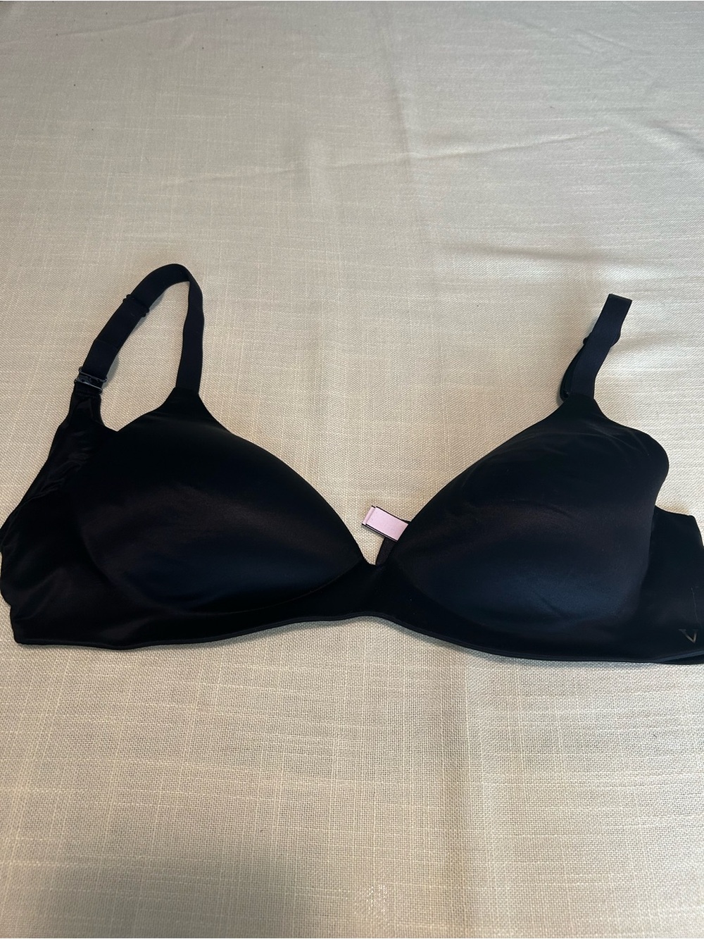 Victoria’s Secret 36C lined semi Demi wireless bra